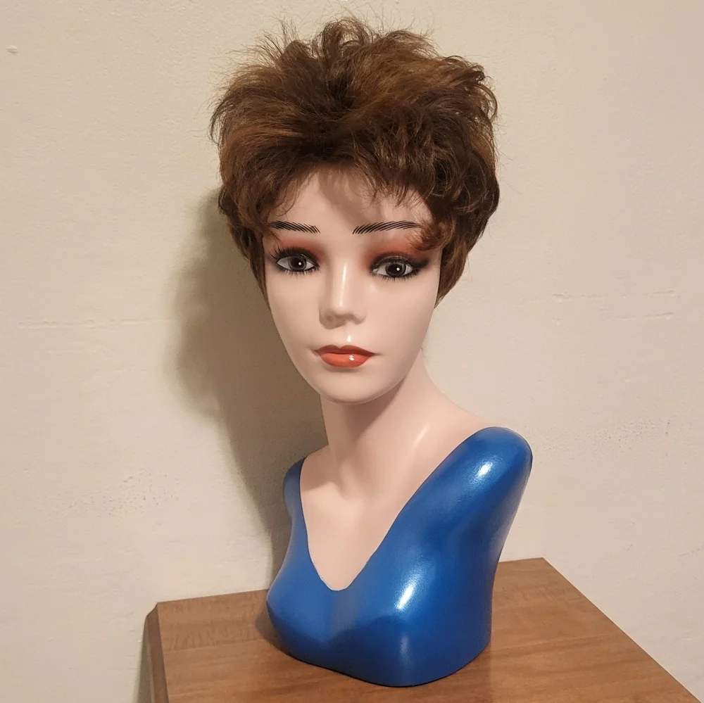 Beshe Short Wig - 652